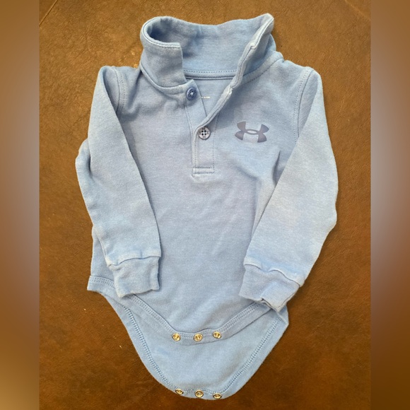 Under Armour Bundle - Picture 2 of 4